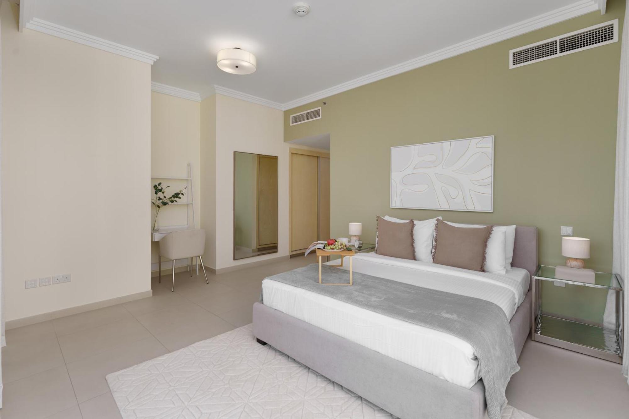 شقة Maison Privee - Stunning Jbr Retreat W/ Partial Sea & Marina Views
