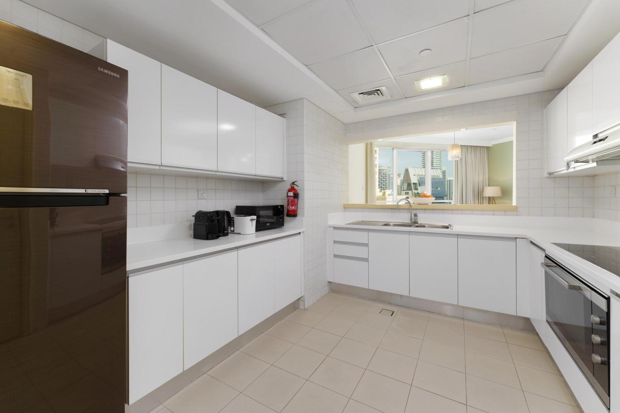 Maison Privee - Stunning Jbr Retreat W/ Partial Sea & Marina Views شقة