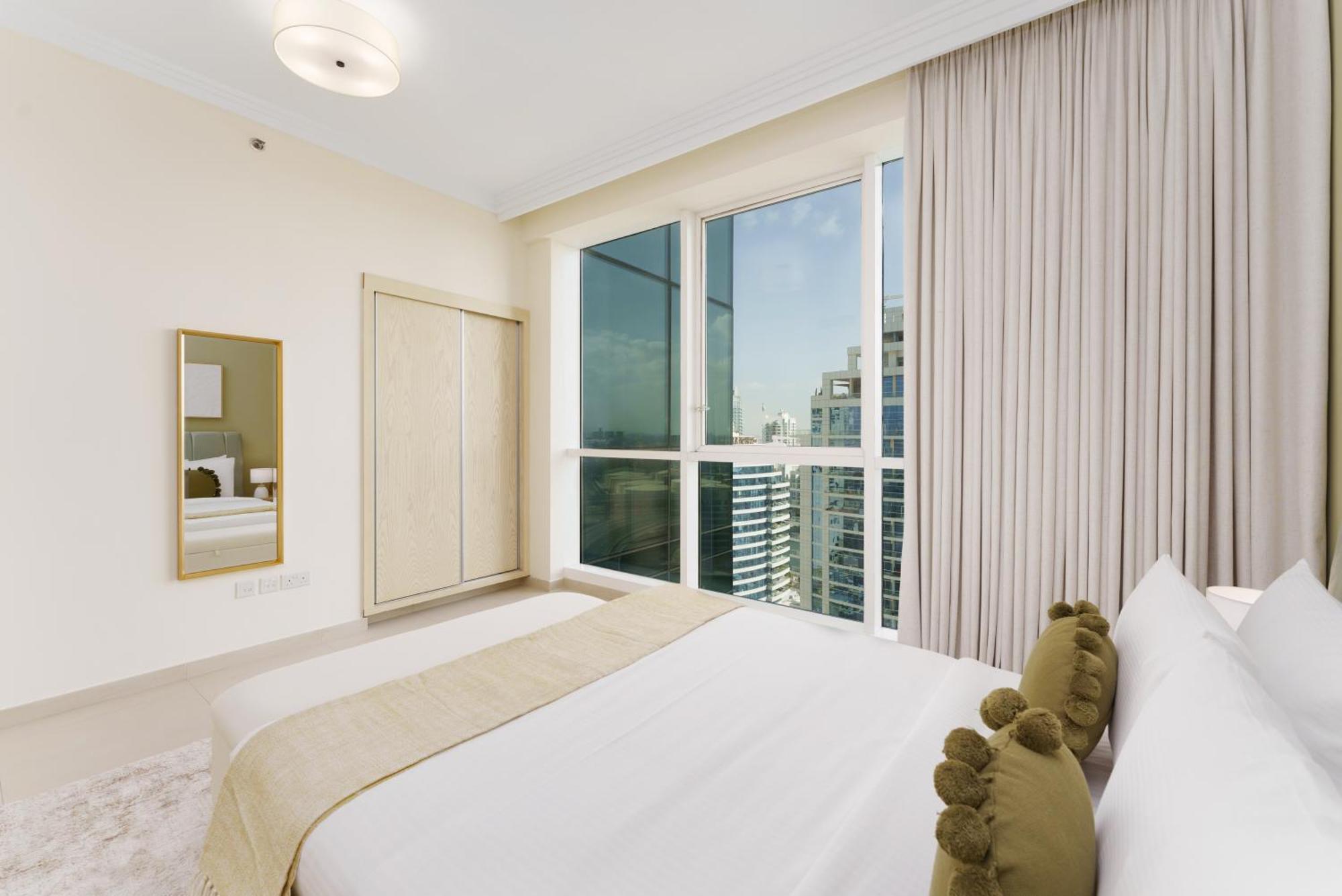 Maison Privee - Stunning Jbr Retreat W/ Partial Sea & Marina Views شقة دبي
